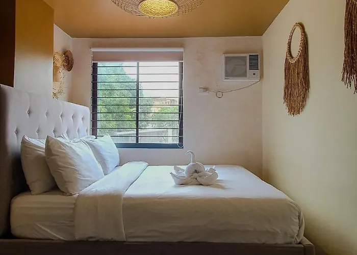 Hunter's Stylish 2br With Full Kitchen Near Sm North Edsa